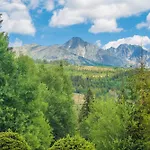 Sherpa's High Tatras 호스텔 *