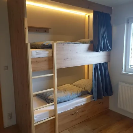 ホステル Sherpa's High Tatras *