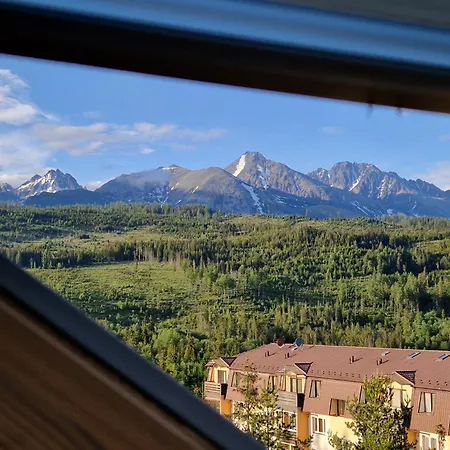 호스텔 Sherpa's High Tatras Štrbské Pleso
