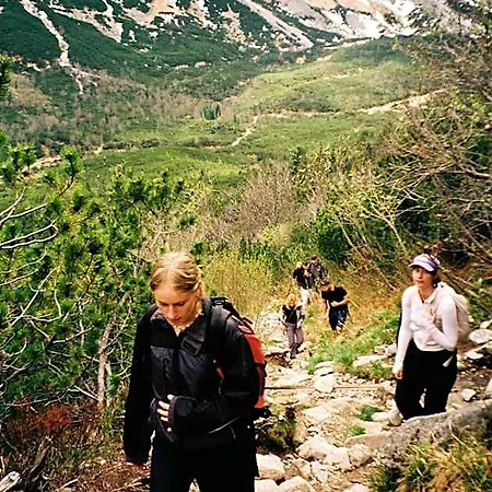 ホステル Sherpa's High Tatras Štrbské Pleso